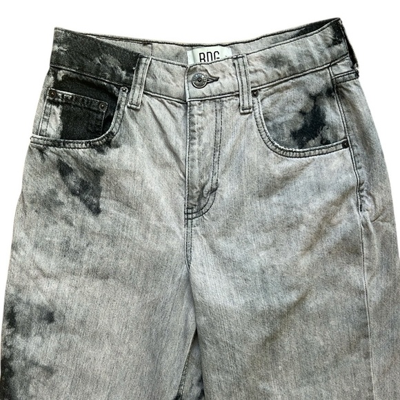 BDG 90’s Boyfriend Acid Wash Jeans Size 25 - Picture 7 of 15